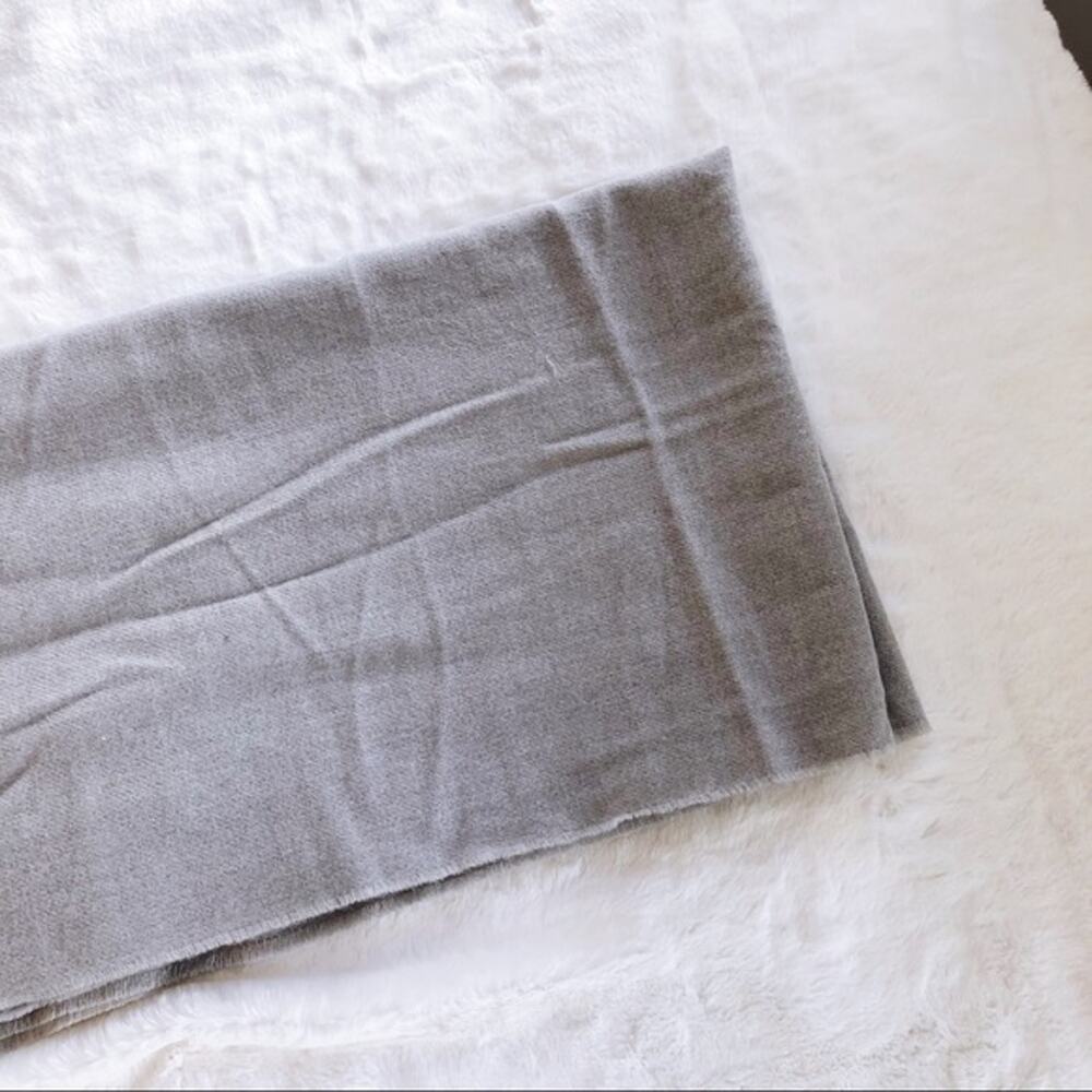 LOFT Light Gray Melange Scarf - Picture 4 of 7
